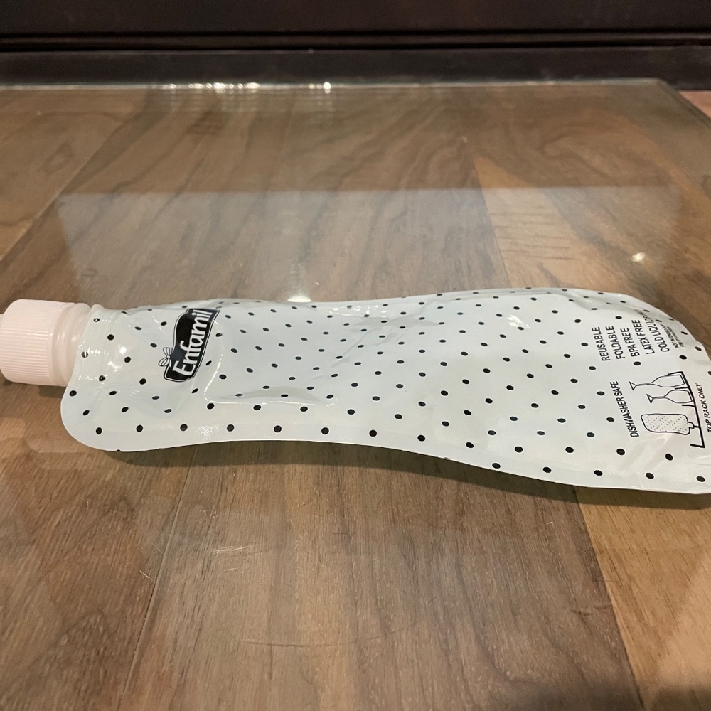 Foldable, Compact Water Bottle/Pouch - Picture 5 of 6